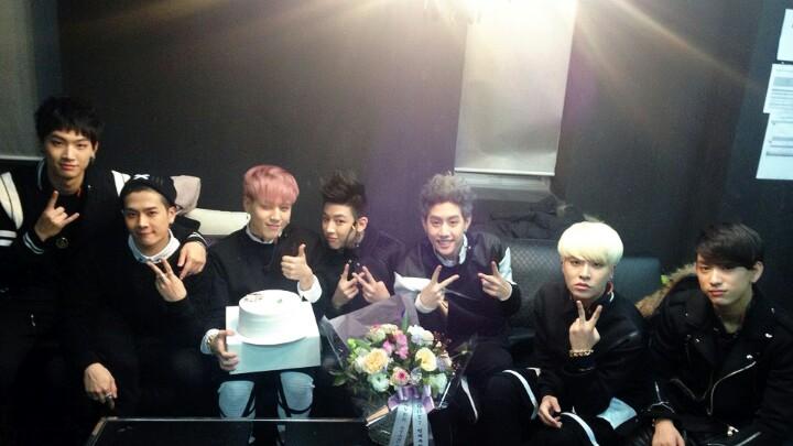 B2ozKcoCIAA6oZc.jpg:large