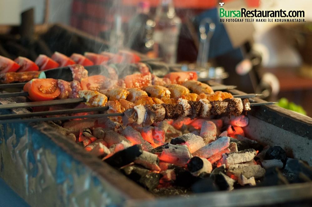 Çam Et Mangal - Şömine Başında Fasıl ve Ocakbaşı Keyfi #canlımüzik #fasıl #eğlence
bit.ly/1u8YTN4