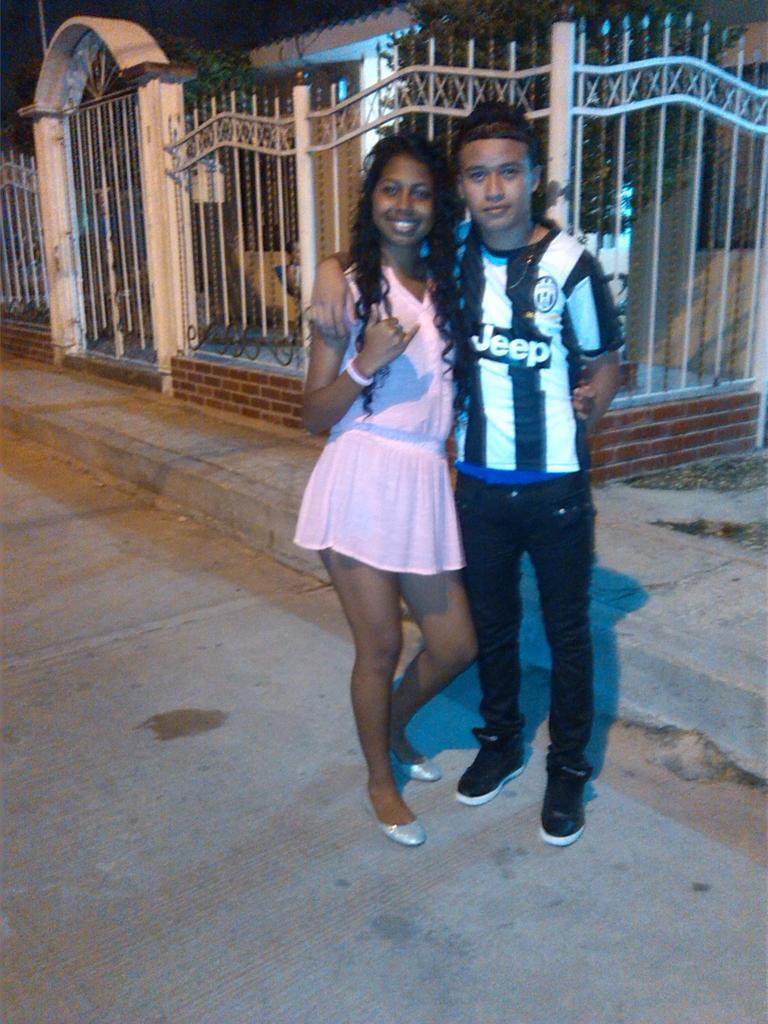 Con mii negraaa 
Yaireth diaz