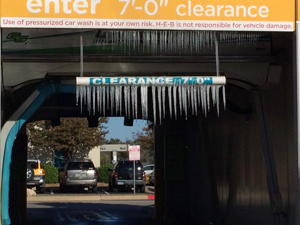 jenruffcorn's tweet photo. @zackshieldsFOX7 This is from a car wash in Cedar Park at 9:30am. http://t.co/uBHZqIfLGg