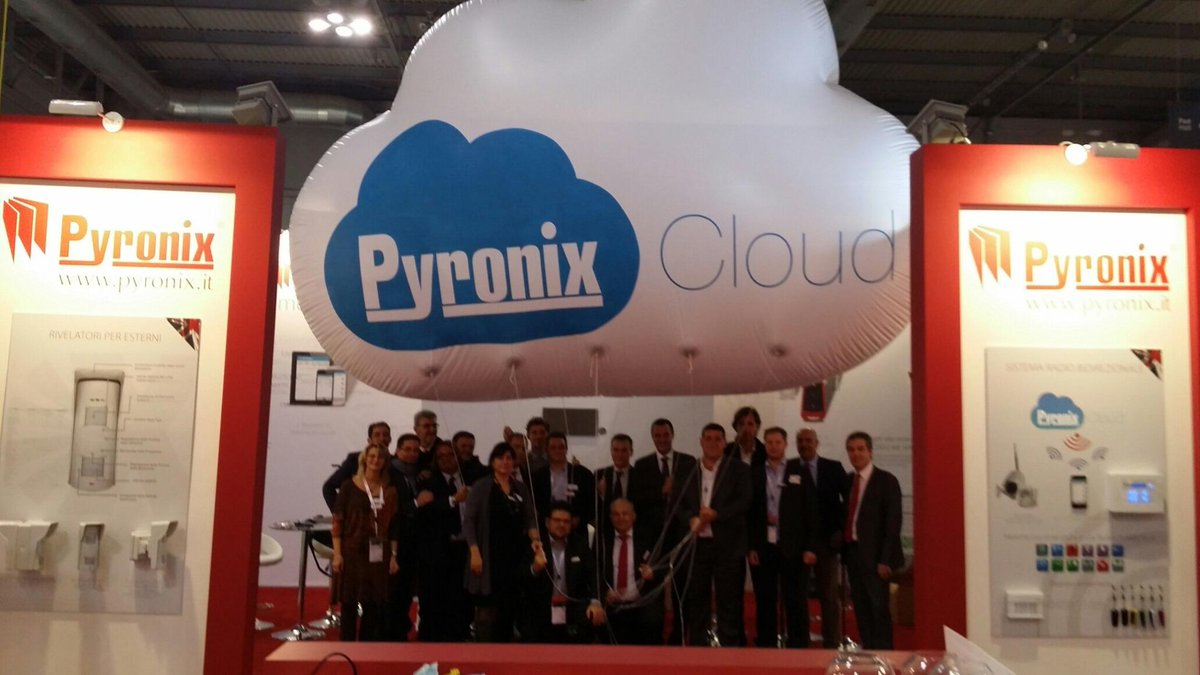 Pyronix's tweet image. Here&apos;s the Pyronix Team after the close of #sicurezza2014 in Milan; along with the #PyronixCloud!