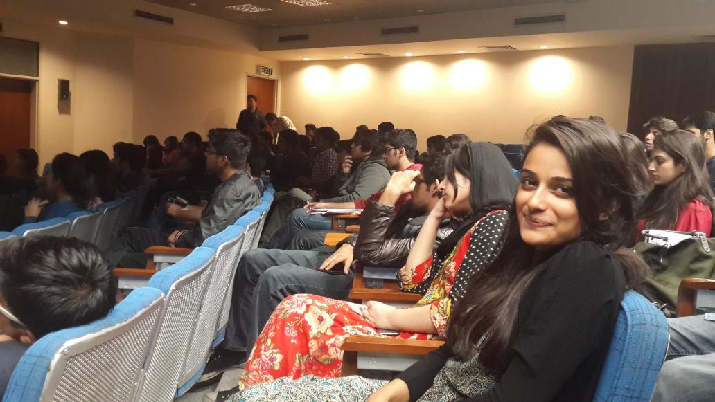 EnvisionLUMS's tweet image. Enspire talk series happening NOW! NIB auditorium, LUMS #Envision14