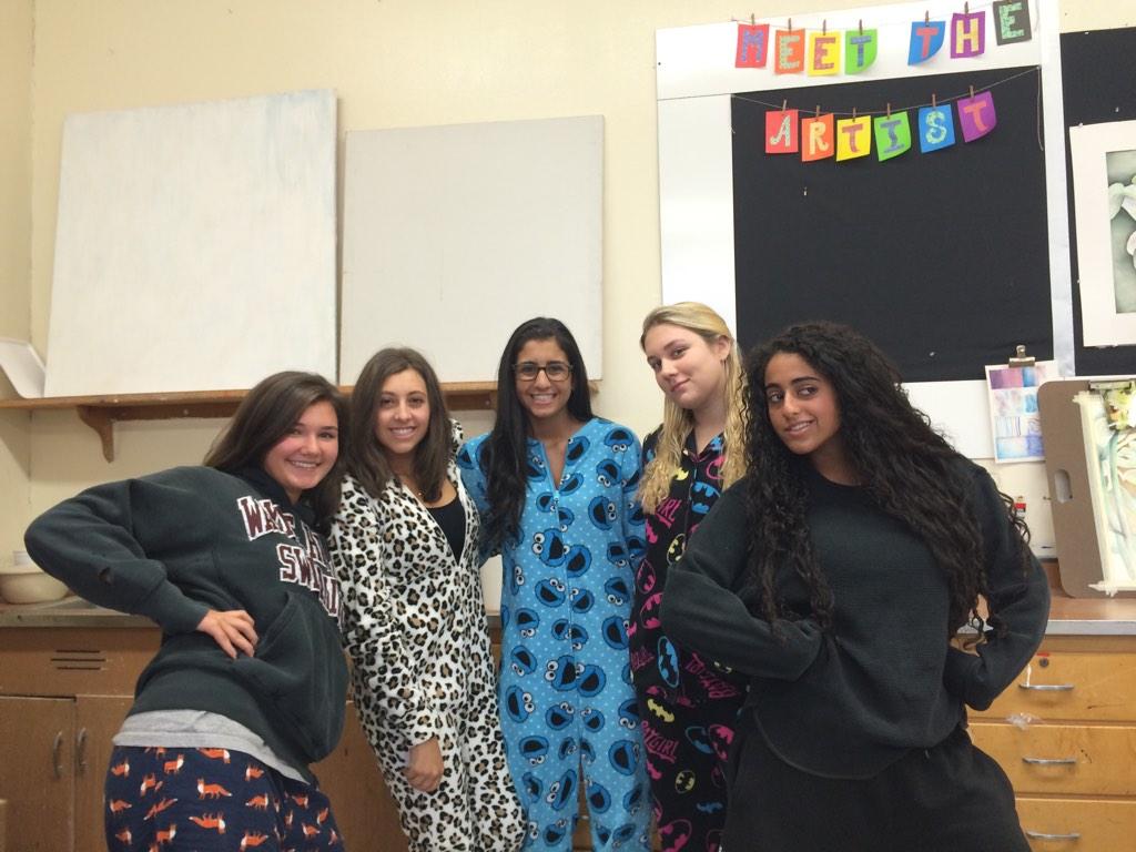Patriot_Press's tweet photo. Students rockin' their jammies! ππ΄#spiritweek2k14 #pajamaday http://t.co/22xcy8fimA