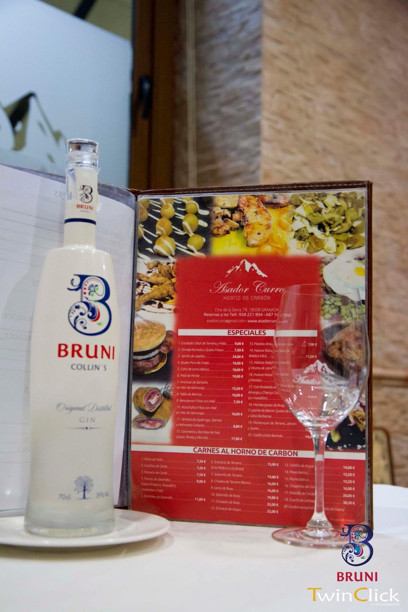 TwinClick tweet media