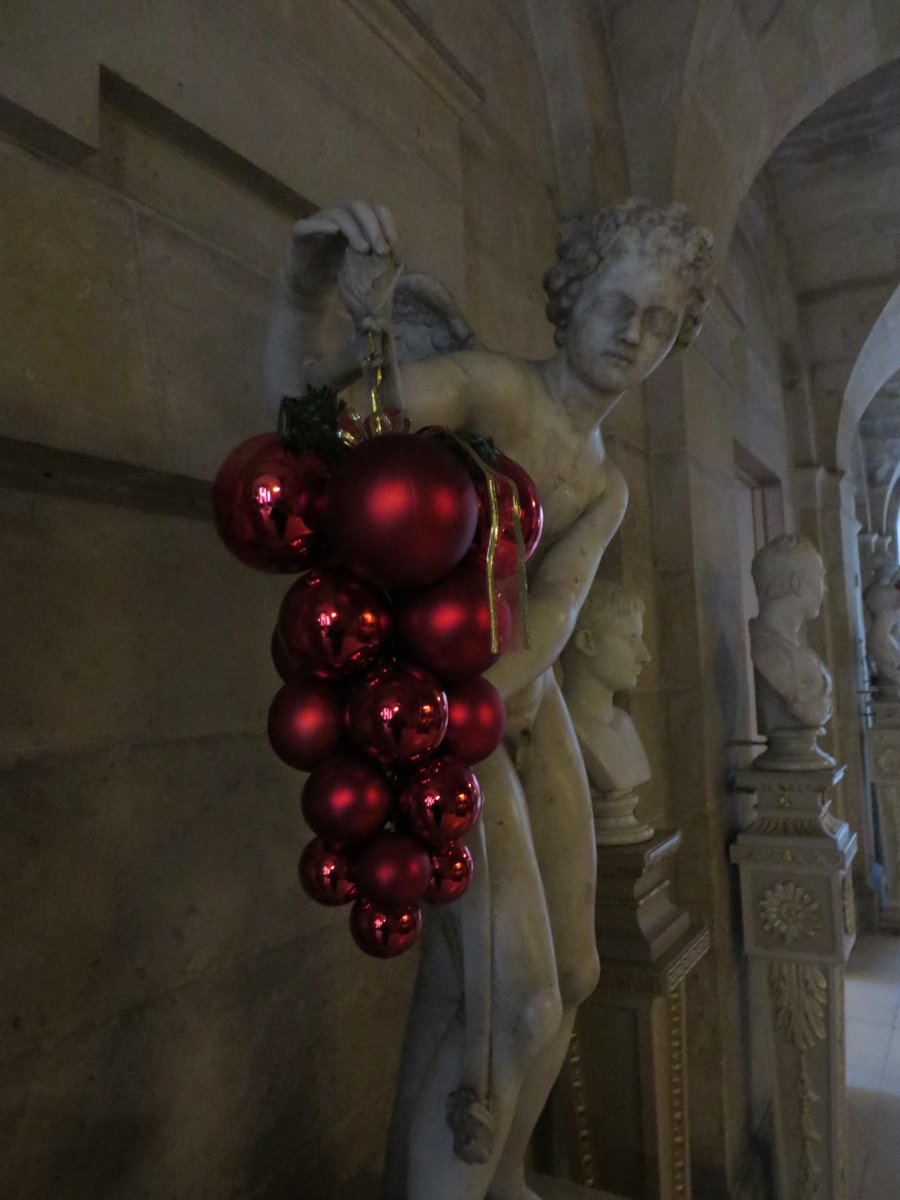 CastleHowardEst's tweet photo. Keep up to date with our Christmas prep via our new blog. The house opens from 22 Nov - 21 Dec http://t.co/dE2oovOivc http://t.co/ZCrSAzRhs2