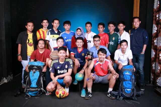 Ini dia penampilan dari temen - temen mikat <a href="/HMDSFTUNDIP/">HMDS FT UNDIP</a> 2014 #SemangatBerkarya