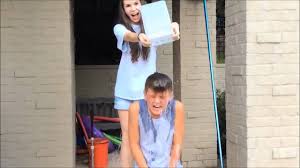 badrchatt95's tweet photo. Als ice bucket challenge by @MattyBRaps http://t.co/2V1UnaBhKm