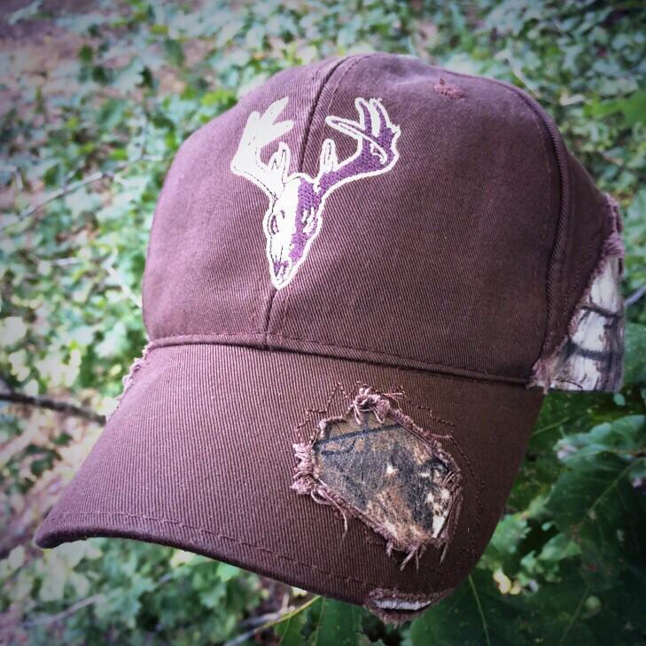 HuntinShadows's tweet image. Retweet &amp;amp; you are entered to win our new Shadow Chasers hat. Winner announced Nov. 31. #hunt #whitetails #bucks