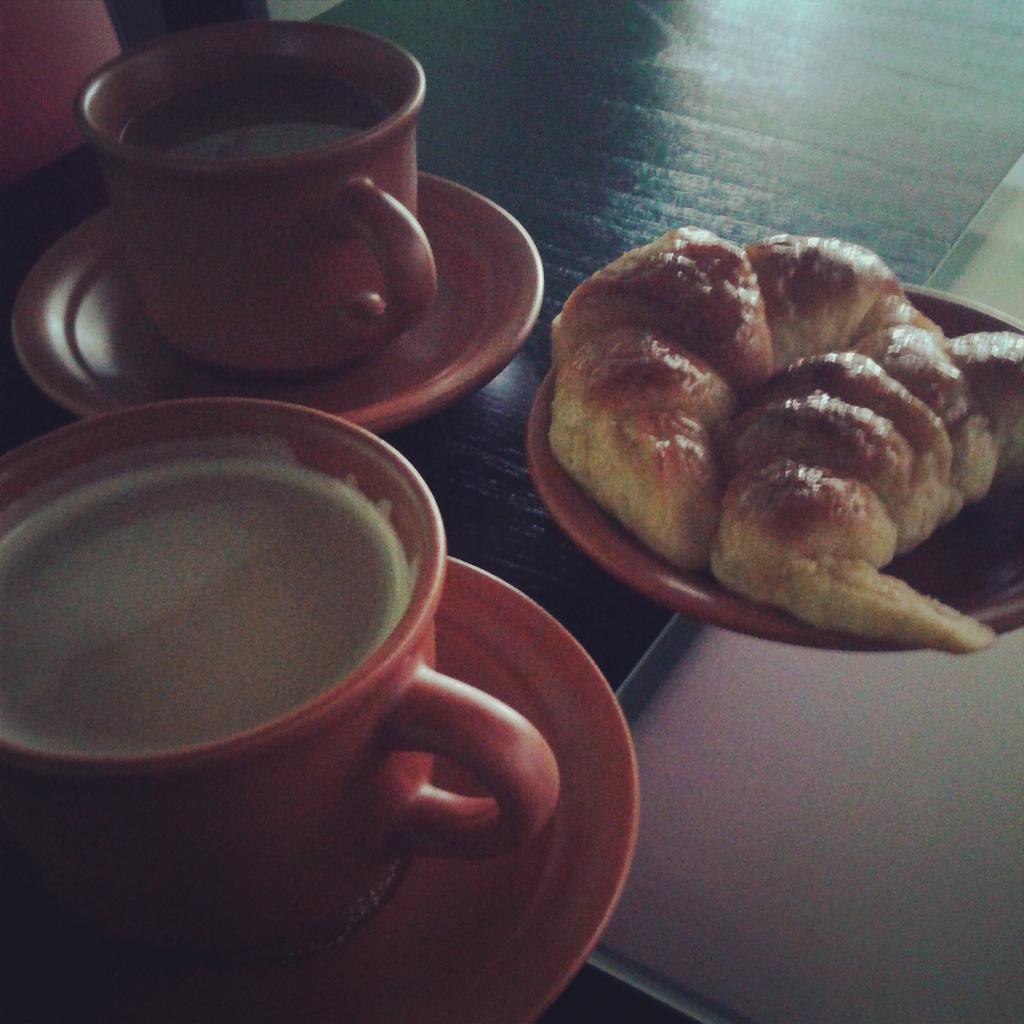 VittoVillar's tweet photo. Las mañanas mas lindas son con vos! ♡ @likeabuffalo http://t.co/KJKejp7vTD