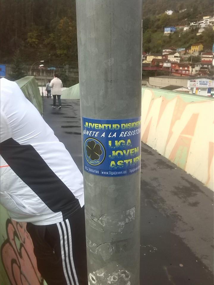LJ_Asturias's tweet photo. Día de lucha, llevando el ideal de #LigaJoven y #MSR al #conceyu de #Mieres.
Contacta:
#LigaJovenAsturias@gmail.com http://t.co/57mBQo6uFV