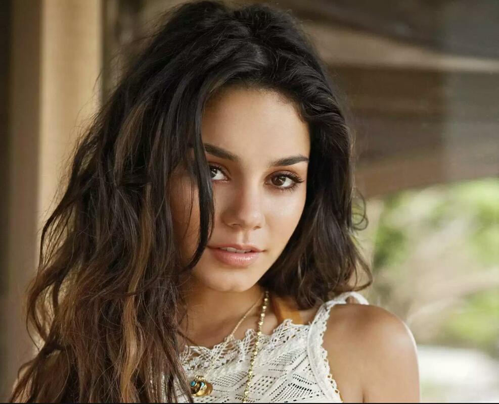 RolPatronum_EP's tweet photo. SE BUSCA A DANIELLE THOMAS:
-Ravenclaw 
-15 años 
Fc: Vanessa Hudgens http://t.co/KUgm6aIP9U