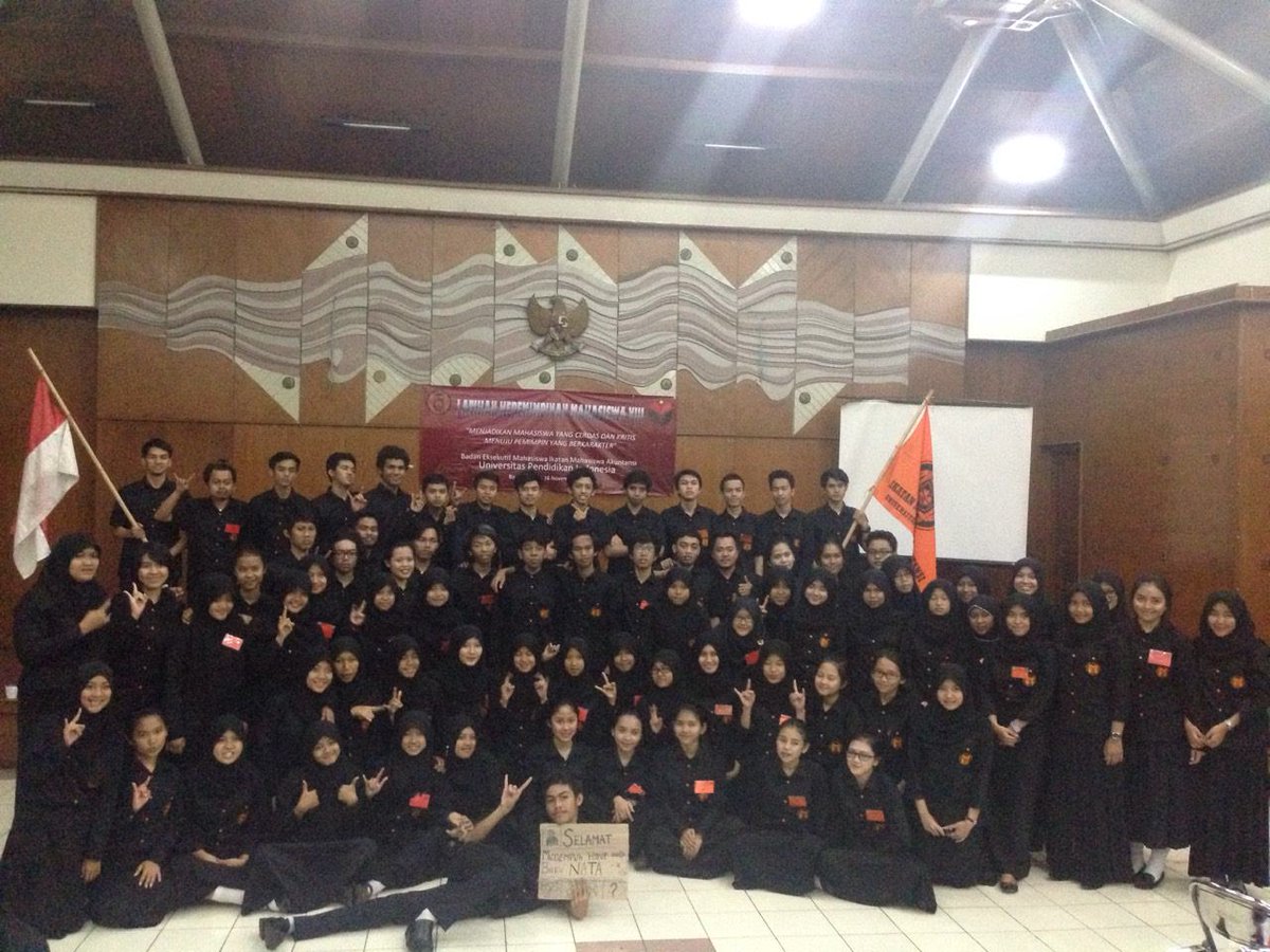 AkunUPI14's tweet photo. #LKMVIII #IMAKSI http://t.co/x6GUpJyAE0