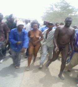 Oobieche's tweet photo. RT #AdabuNaMimba Mtashika #MyDressMyChoice @KTNKenya @RobertAlai @CitizenTVNews @ntvkenya @LarryMadowo http://t.co/WvW7bZPW0n