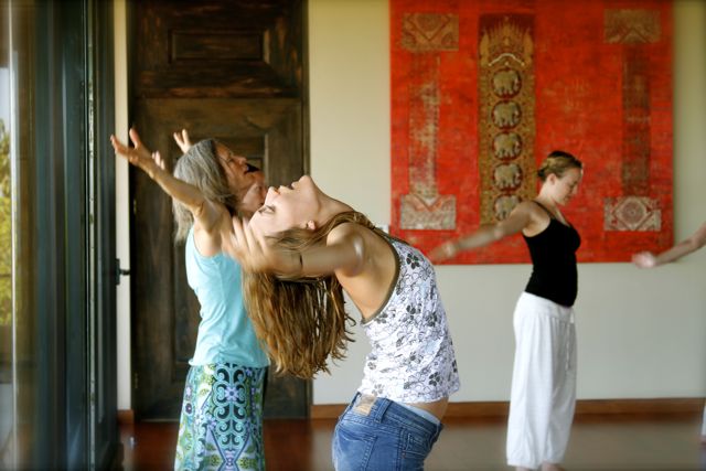 DevaPremalMiten's tweet photo. “Inhale love, exhale gratitude.” - @thichnhathanh http://t.co/xpJRHzVtzP
