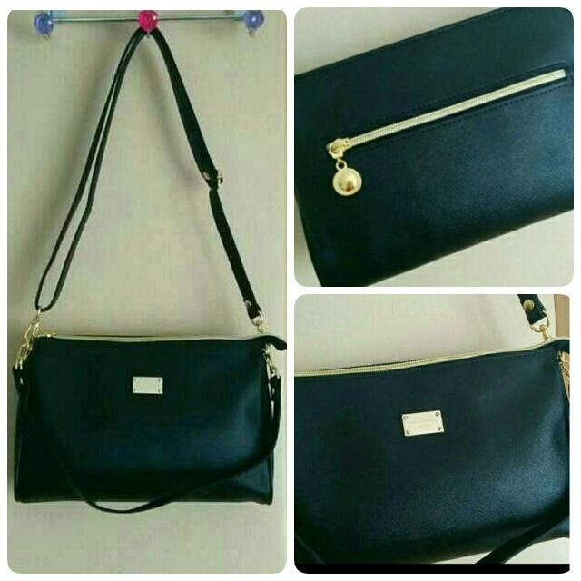 netwabcom's tweet image. 『ハンドバッグ♪ブラック(¥2,980)』 フリマアプリ「メルカリ」で販売中♪ item.mercariapp.com/jp/m720437780