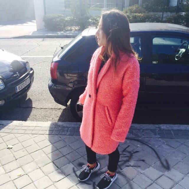 Ines_2597's tweet photo. Erea hoy ha venido con su bata de andar por casa cuando hace fresco. Esa que todas las abuelas tienen, esa. http://t.co/fiYXzJRFDE