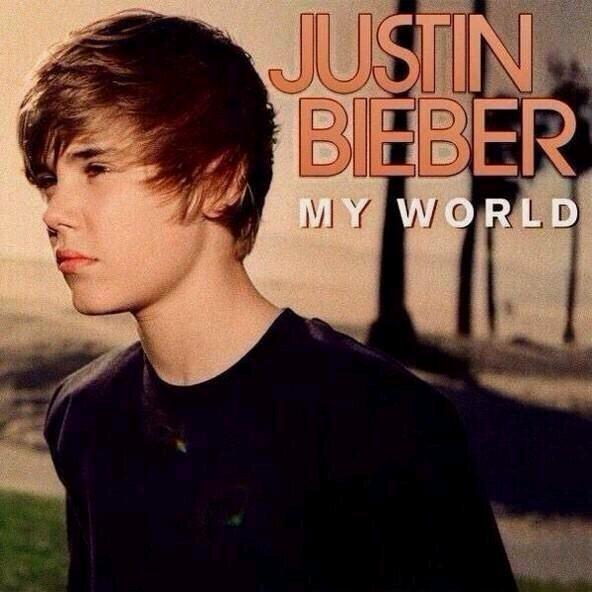 PerfeitaMadison's tweet photo. #5YearsOfMyWorld 😍😍 
I Love @justinbieber http://t.co/gOsoIYOfW9