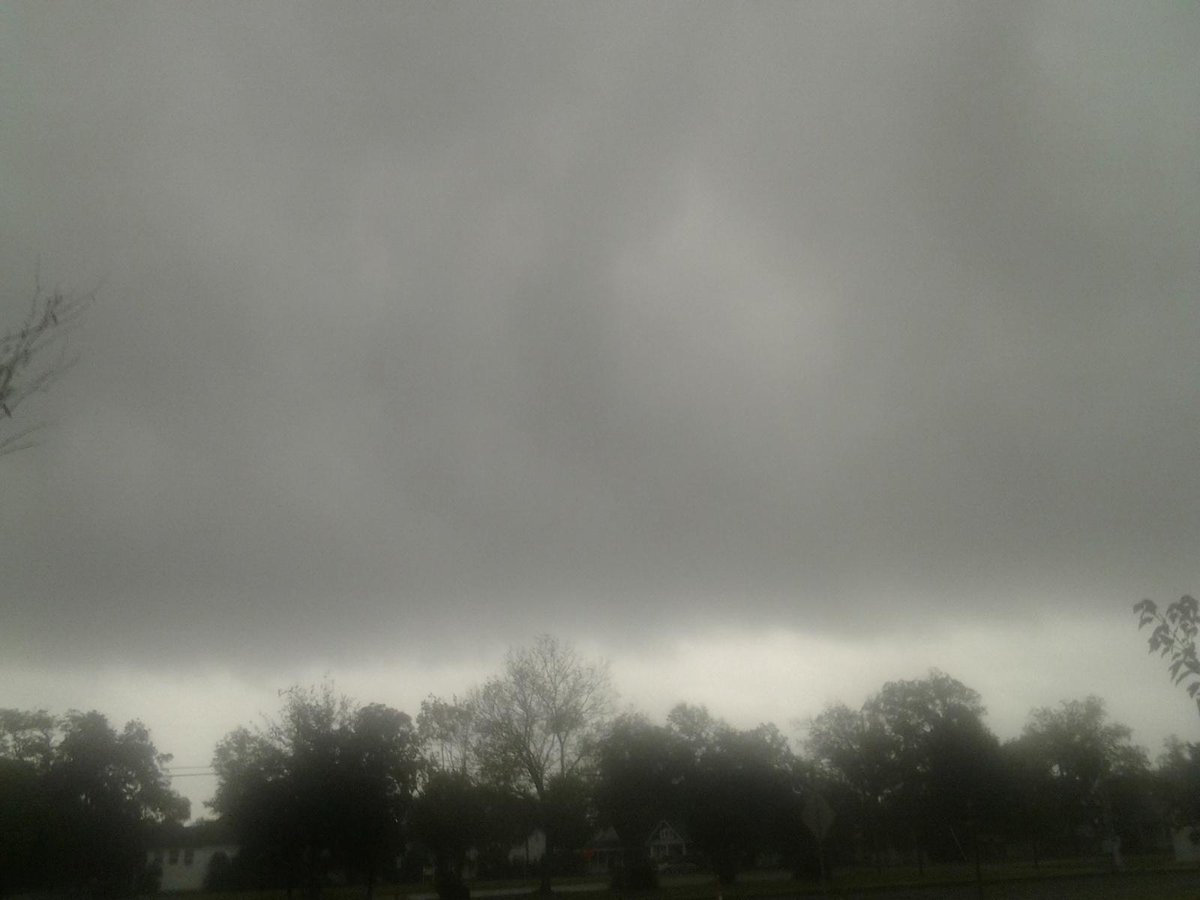 UnadillaFireRes's tweet photo. Clouds over Unadilla.  #gawx http://t.co/CFWrAsC5kZ