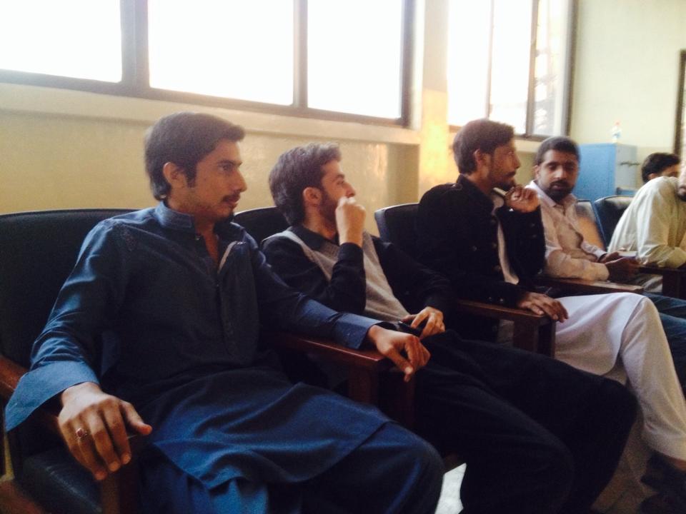 ChzulqarnainISF's tweet photo. Meeting With ISF Murree Regarding 30nov @RajaJunaid_ISF @isfrwp @ISFPakistan @isfpunjab http://t.co/wdRRQDtbjw