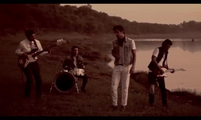 liams_ashlin_'s tweet photo. @Sanam_Official 
@sanampuri3 
@SamarPuri 
@keshavdhanraj 
@SaysVenkyS 
Love yu all !!
So awesome! The perfect four ! http://t.co/Bmq865ZpSD