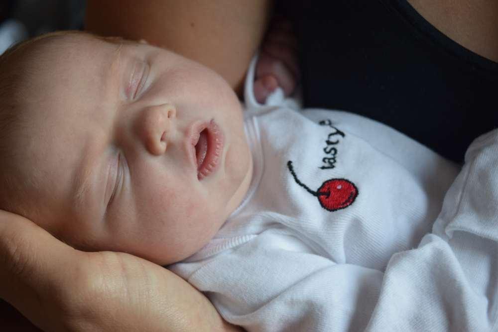 mrechenthin's tweet photo. @tastytrade,@doughtrading,@Tony_BATtista Introducing Margaret, tastytrade's newest trader in training #LilData http://t.co/PX8BLBvvgD