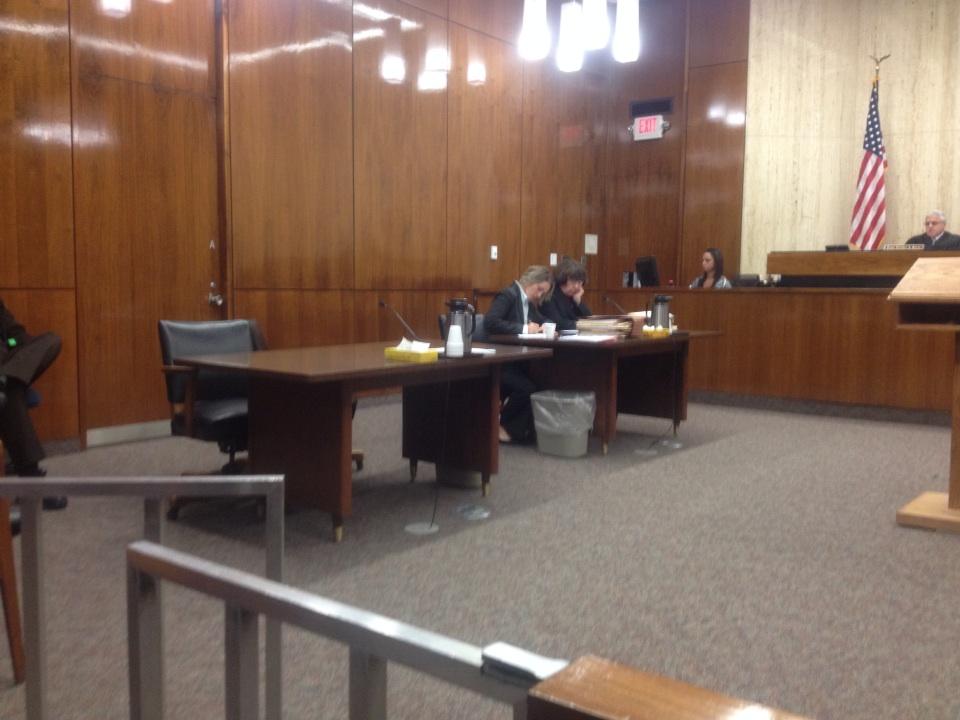 andykravetz's tweet photo. The trial room without Clarence Thomas. About to start jury selection http://t.co/P626yOPNq6