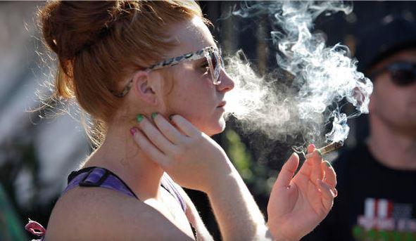 CBSNews's tweet photo. Yes, second-hand marijuana smoke is bad for you, really bad - http://t.co/rS4juUb2L0 http://t.co/qIVvEeb4Ce