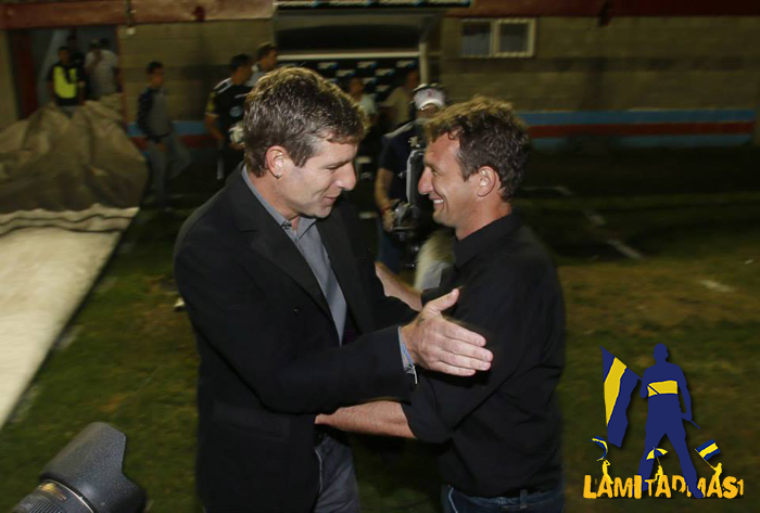 lamitadmas1's tweet photo. Esta foto tiene más Libertadores que riBer #VasAMorirEnLaBombonera http://t.co/4SqOVr50Aj