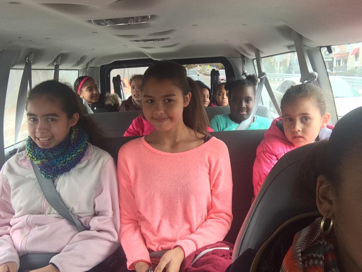 STSBrookline's tweet photo. STS took 10 students to the Science Expo for girls @Wellesley, and they had a blast! #scienceclubforgirls #STEM http://t.co/NpfLeXdyJV
