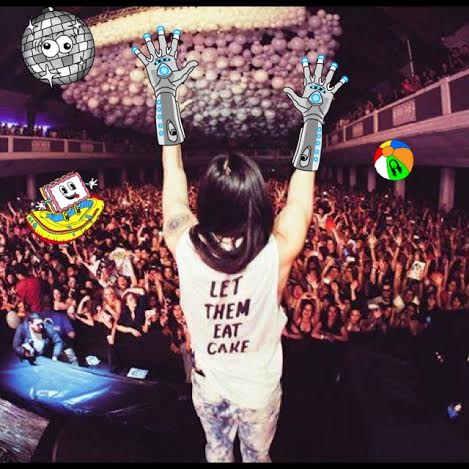 AokifyApp's tweet photo. Let them eat cake!! #Aokify http://t.co/xfYzGjivuV