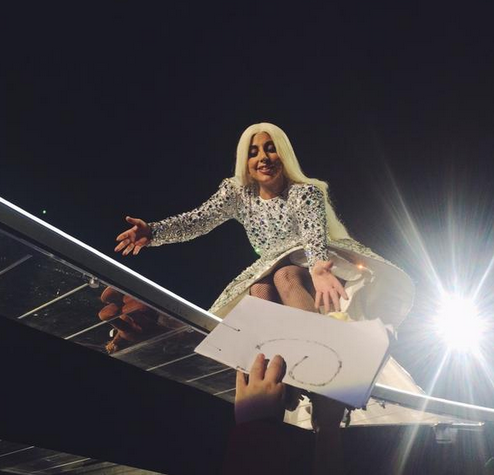 ChromaticaNews's tweet photo. RT THIS if Lady Gaga has changed your life by at least 50%
Let's keep the votes GOING!
#MTVStars Lady Gaga http://t.co/f3e0RSyze3