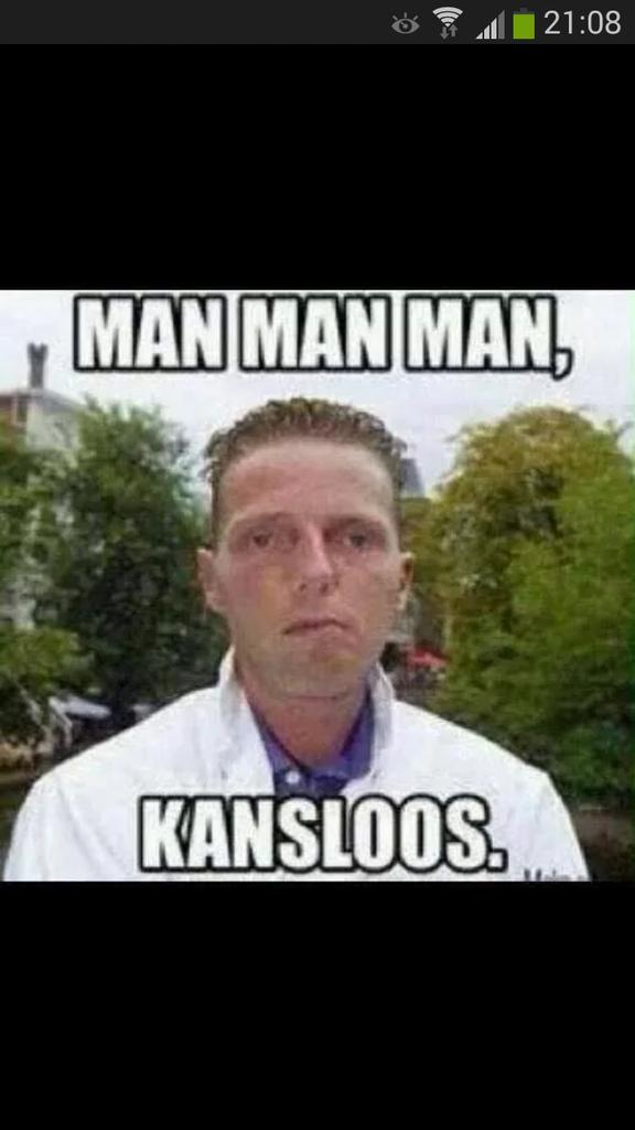 houhetleuk's tweet photo. Wanneer meids babe op je foto reageren maar je kent ze niet en zij jou ook niet http://t.co/TKhgY6Fwn5