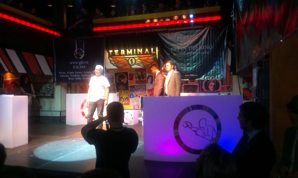 GITR_EE's tweet photo. #Fifth #battle is ON! @CODEminter or @Yousticecom will take it home? :) #dare2win #gitree #gitr2014 http://t.co/85tlwwrFeZ
