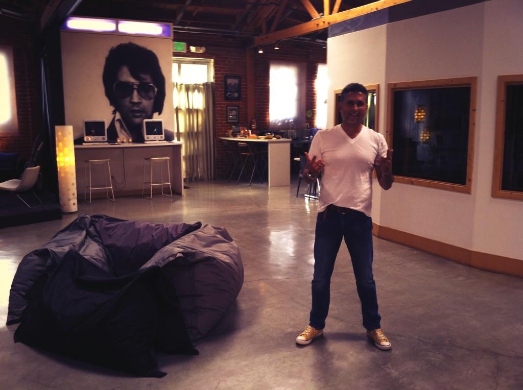 Marlon_Moreno_S's tweet photo. Resonate Studios, LA http://t.co/0DxWkRl38Y