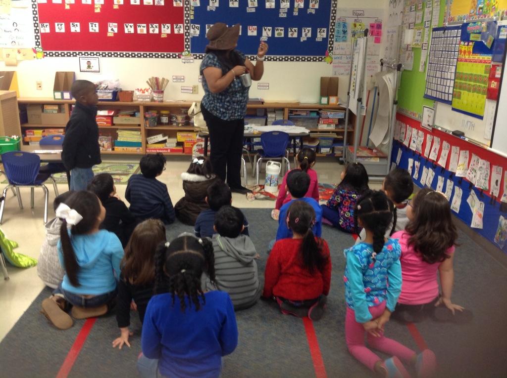 PHBarrientos's tweet photo. Math Hook: (real-life) looking for seashells at the beach, to introduce the number 11. #williamsamazingrace http://t.co/LDFnpN6Edn
