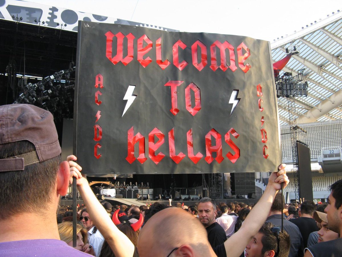 DamKalan's tweet photo. #AskACDC Come again to Greece and we'll  "burn" again stadium with fireworks while you rock! http://t.co/TJzCXuxb1y http://t.co/vke447JQcG