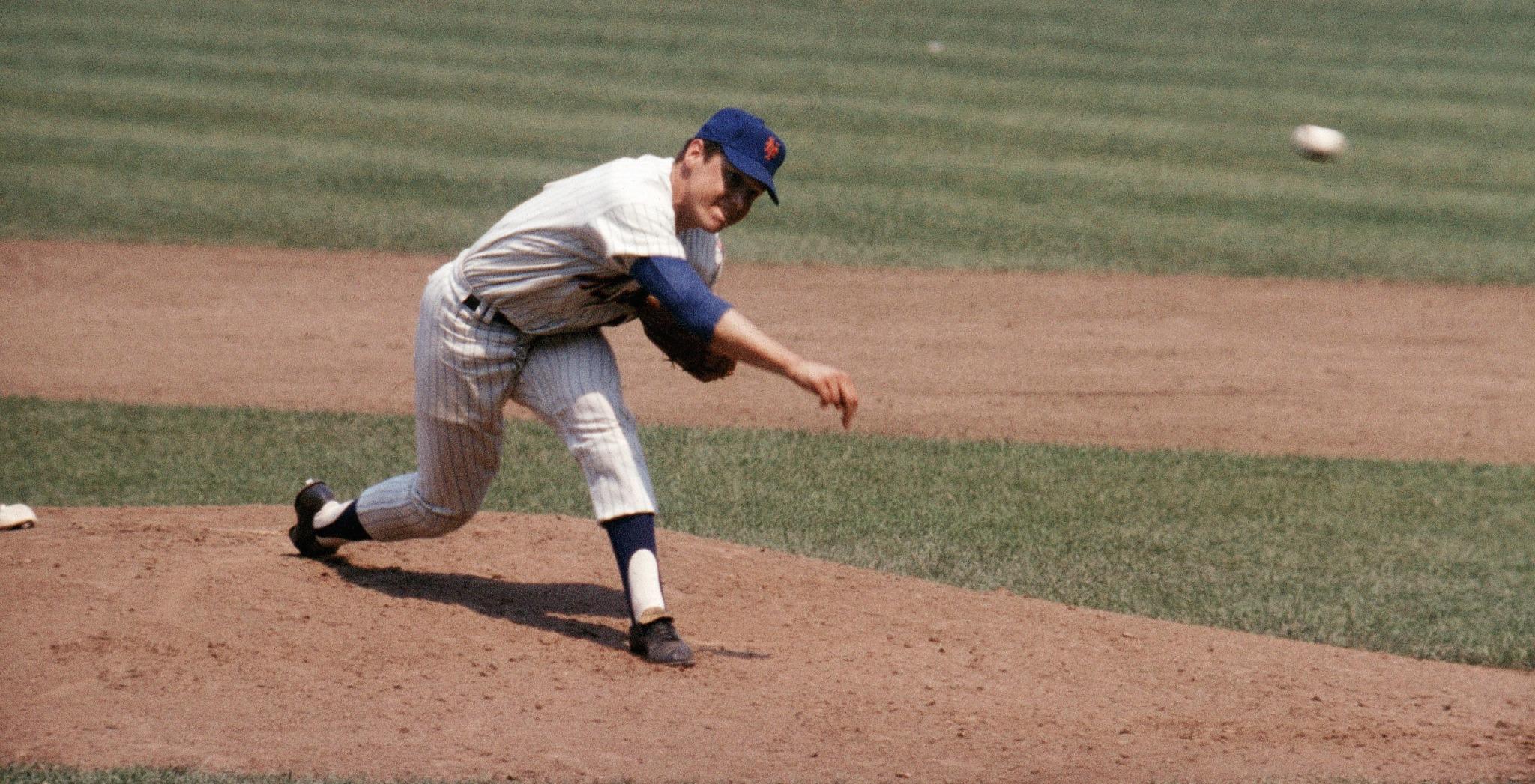Happy 70th birthday to of Famer Tom Seaver! 