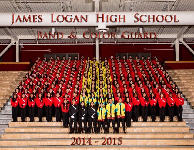 jlhscolorguard's tweet photo. 6 days left of marching season ❤️ #pointandlinetoplane http://t.co/SyEK0a8CbQ
