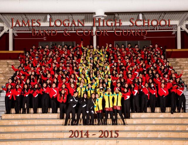 jlhscolorguard's tweet photo. 6 days left of marching season ❤️ #pointandlinetoplane http://t.co/SyEK0a8CbQ
