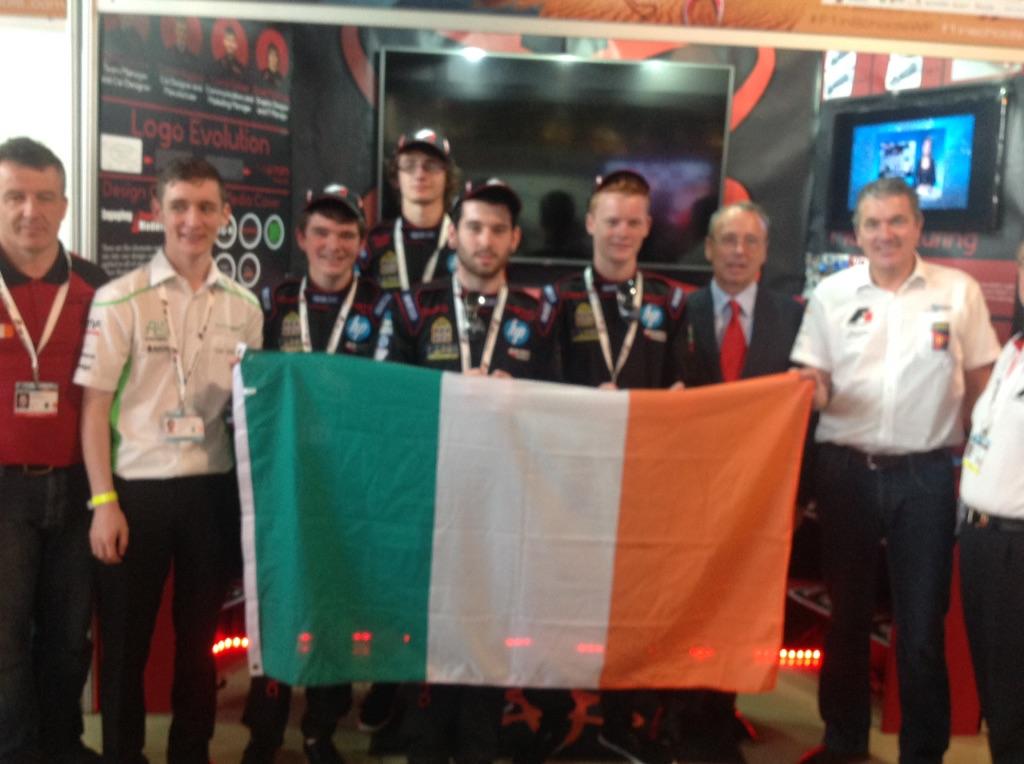 photonracing's tweet photo. @F1inSchoolsHQ Photon Racing with Andrew Denford and the Irish Ambassador to the UAE http://t.co/uKq7XTZ0pz