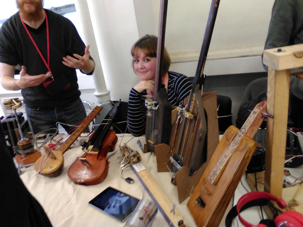 CLConnected's tweet photo. Loved the motor driven pieces of twine that played the instrument #ECMMF @Vulpestruments http://t.co/S9pUsFcWNy