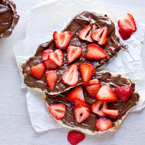 I wanna eat like this yummy food however I ll be fat :) 
I don't mind anyway 

こんな美味しそうな食べものたべたいなーでもふとる
気にしなーい！