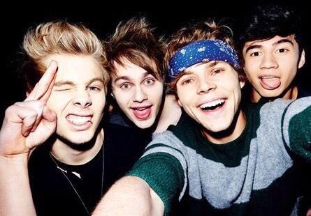relatable5sosx's tweet photo. #MTVStars 5 Seconds of Summer http://t.co/gPjcgeVyuE