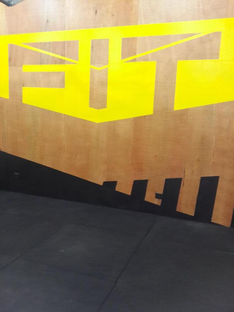 Compact_GYM's tweet photo. Ya esta abierto para conocer nuestro nuevo espacio Compact FIT http://t.co/10PSnwLroP