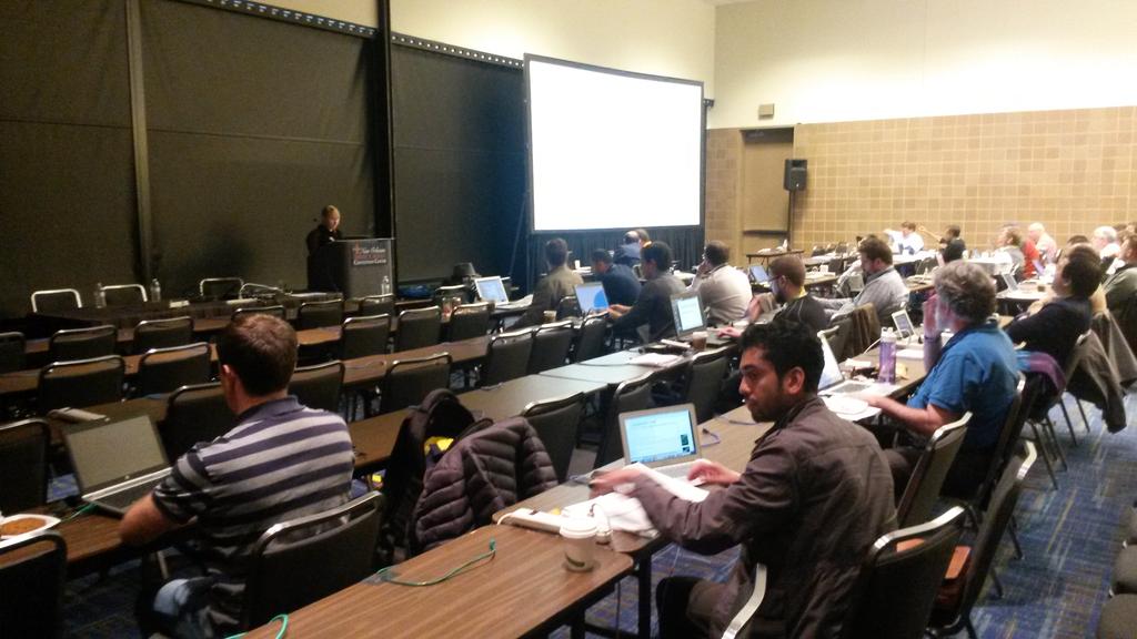 Chris_AI_HPC's tweet image. Sandra Wienke from @RWTH demoing TotalView on @nvidia CUDA #codematters #SC14