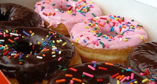 oopsdonuts's tweet image. the "me" starting pack