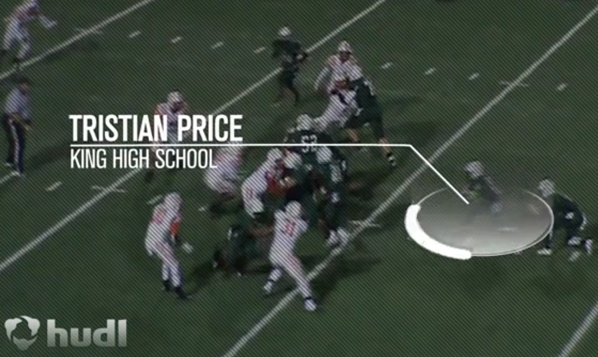 VIDEO: Watch a HS running back use a 1-handed spin move, truck stick &amp; stiff arm on way to TD ble.ac/1t003YC