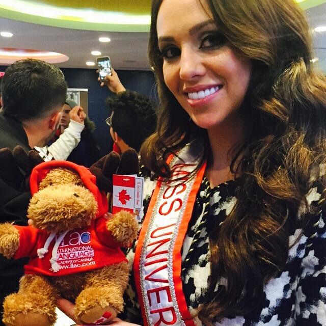 iloveilac's tweet photo. #MissUniverse #canada #ChanelBeckenlehner with #Stanley the #ilacmoose at #ilac #AgainstBullying event http://t.co/ldew8Sjhux