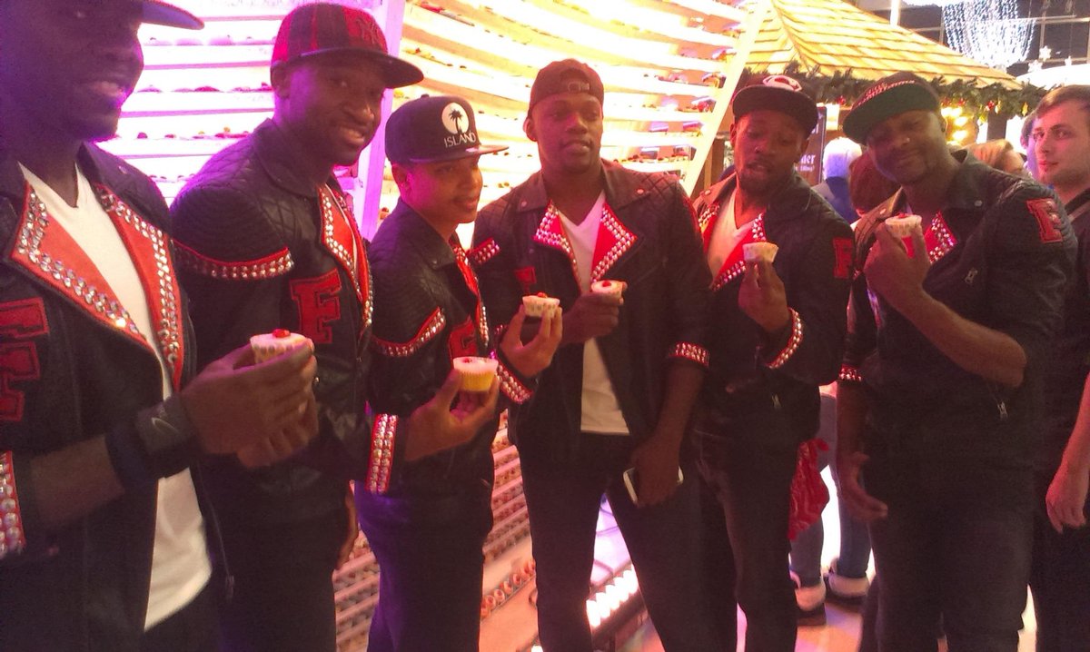 Cakes for Kids tweet media