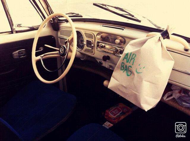 ErenKarakasss's tweet photo. Kim demis hava yastigi yok diye ? #64BUG #WVbeetle http://t.co/8yCSasKb7C